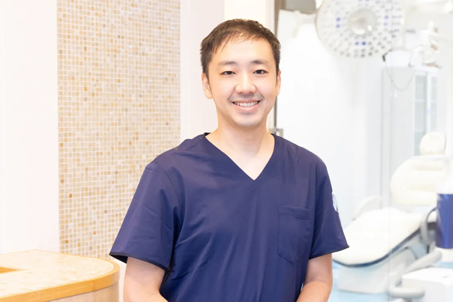 国立東京医科歯科大学インプラント外来歯科医師